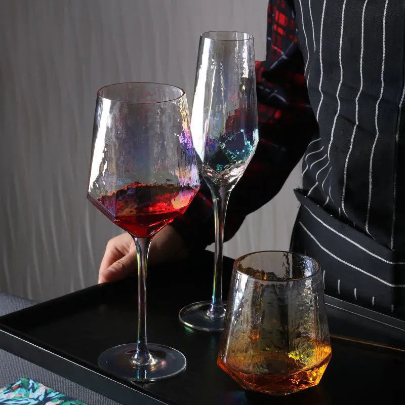 Wholesale Nordic Vintage Hammered Glass Wine Goblet